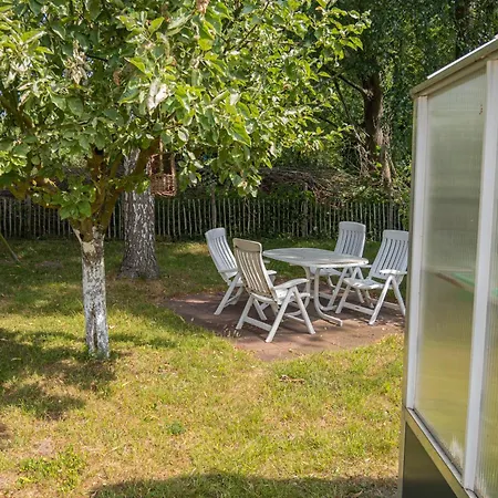 Haffgefluester Roggow 아파트